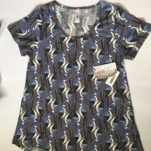 Lularoe NWT Classic T Small